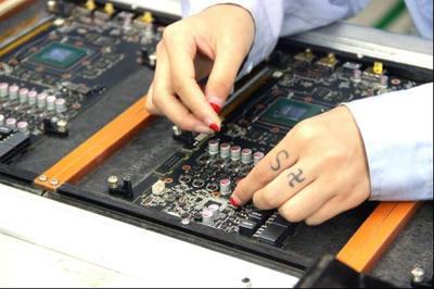 感受超强显卡背后的硬实力——电脑报小编索泰东莞工厂行技术纪实